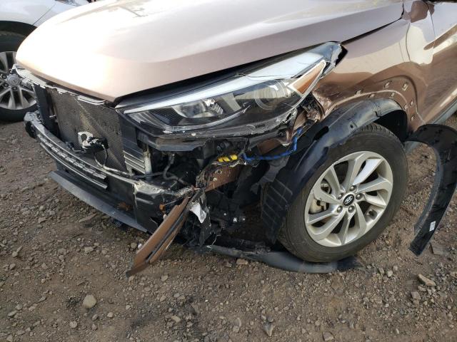 Photo 8 VIN: KM8J23A43GU181384 - HYUNDAI TUCSON SE 