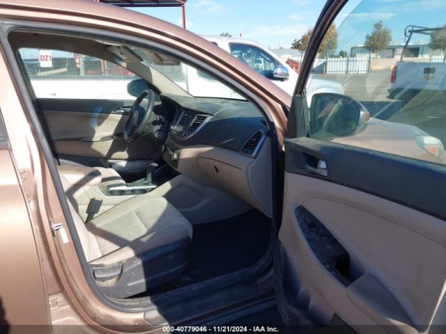 Photo 4 VIN: KM8J23A43GU238294 - HYUNDAI TUCSON 