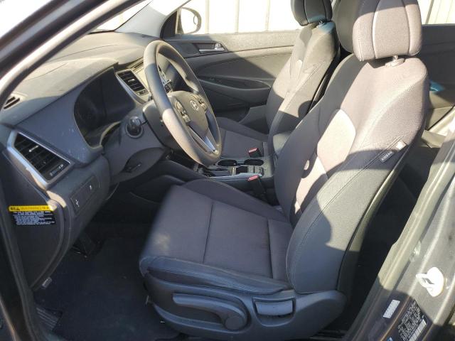 Photo 6 VIN: KM8J23A43HU377701 - HYUNDAI TUCSON SE 