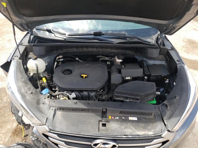 Photo 6 VIN: KM8J23A43HU566901 - HYUNDAI TUCSON 