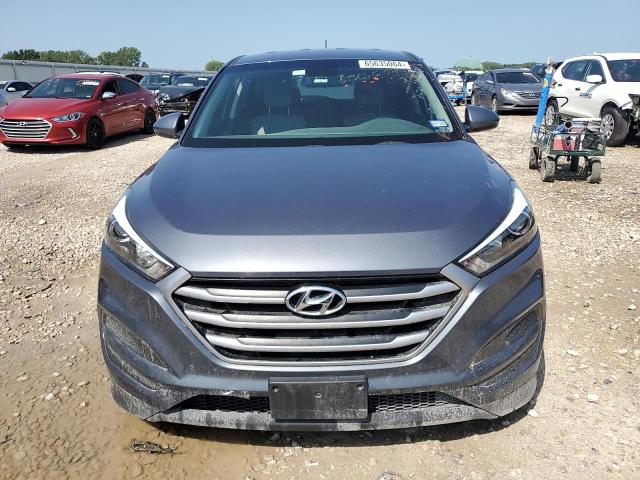 Photo 4 VIN: KM8J23A43HU570818 - HYUNDAI TUCSON SE 