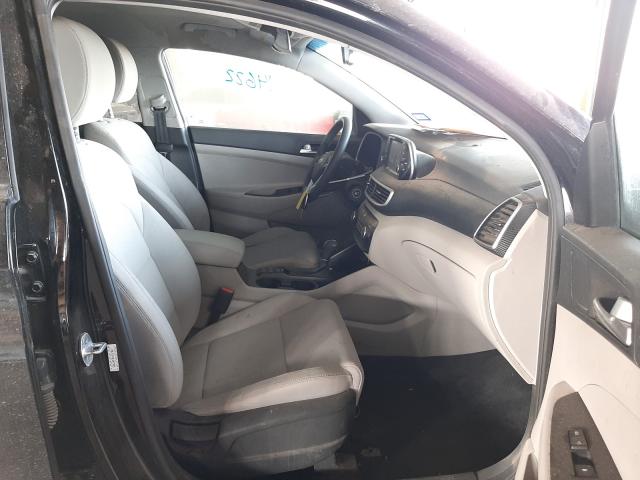 Photo 4 VIN: KM8J23A43LU077889 - HYUNDAI TUCSON SE 