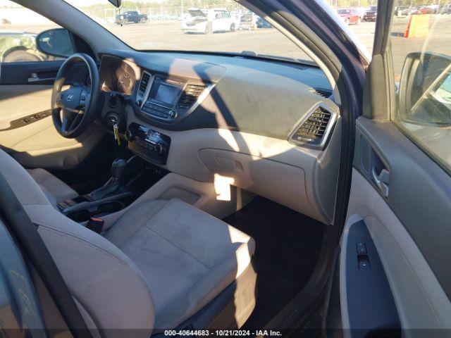 Photo 4 VIN: KM8J23A44GU136017 - HYUNDAI TUCSON 