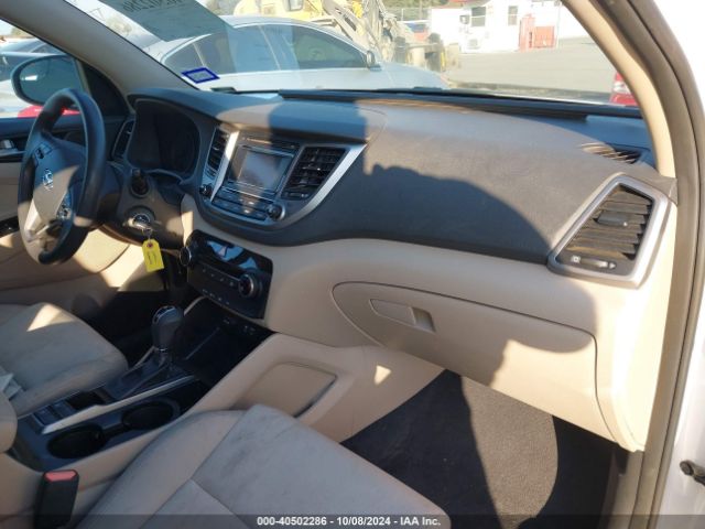 Photo 4 VIN: KM8J23A44GU231323 - HYUNDAI TUCSON 