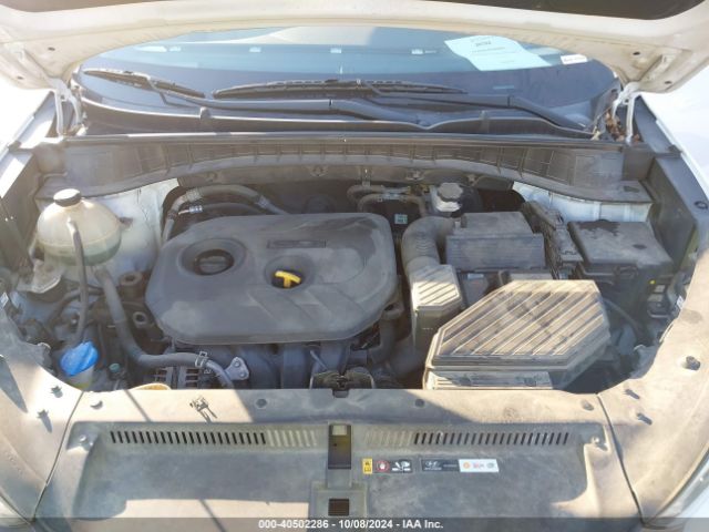 Photo 9 VIN: KM8J23A44GU231323 - HYUNDAI TUCSON 