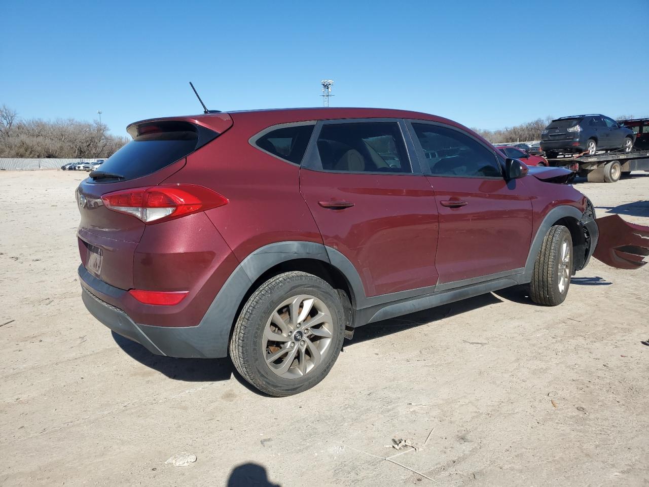 Photo 2 VIN: KM8J23A44HU335425 - HYUNDAI TUCSON 