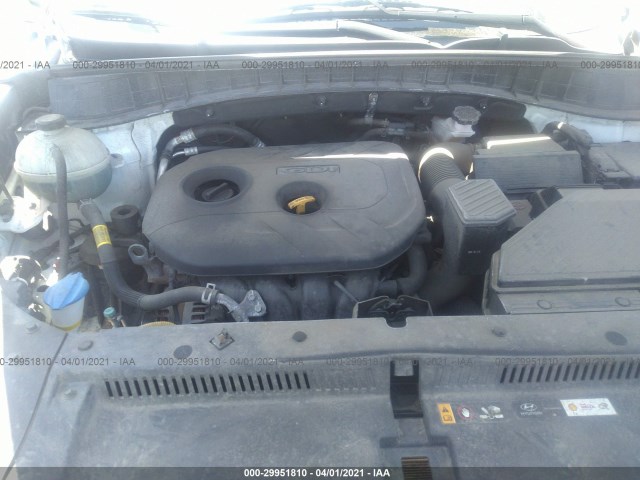 Photo 9 VIN: KM8J23A44HU565661 - HYUNDAI TUCSON 