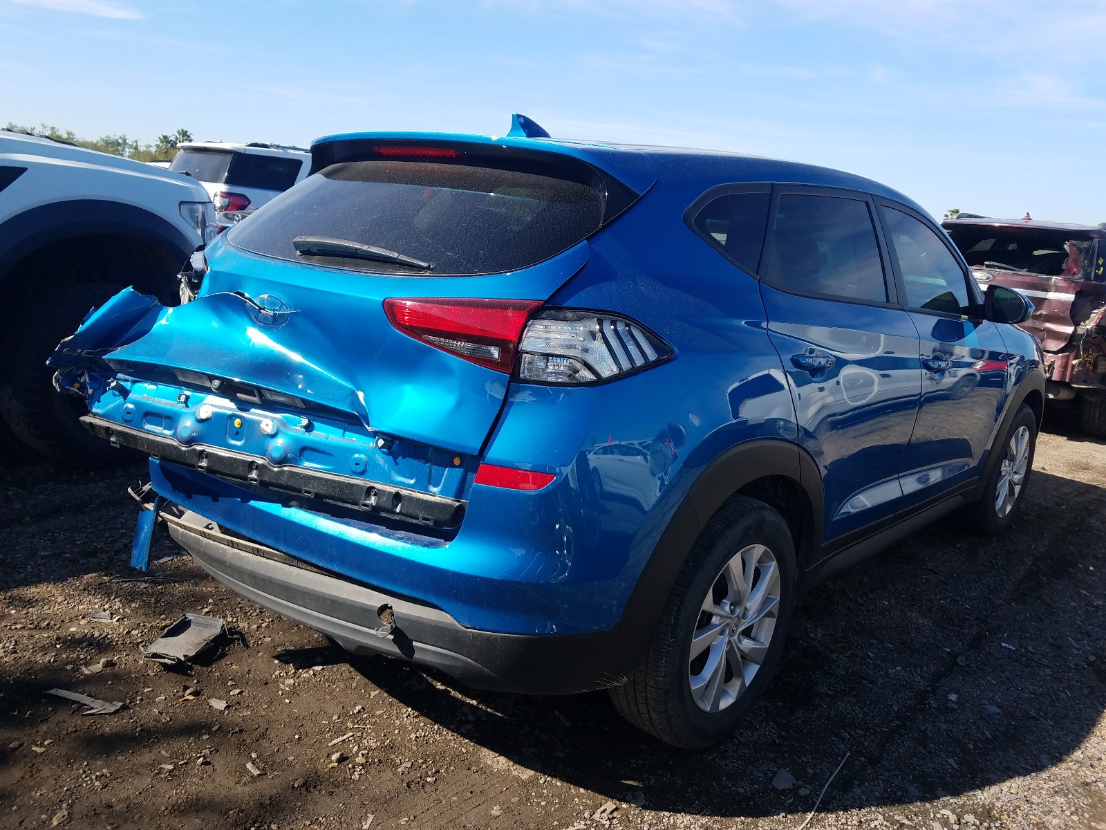 Photo 3 VIN: KM8J23A44KU871377 - HYUNDAI TUCSON SE 