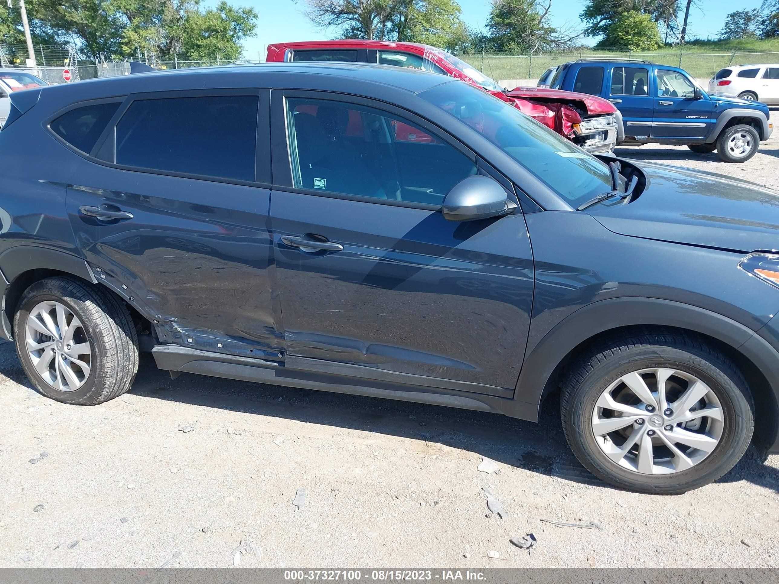 Photo 12 VIN: KM8J23A44MU359637 - HYUNDAI TUCSON 