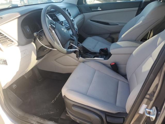 Photo 6 VIN: KM8J23A45JU607468 - HYUNDAI TUCSON SE 