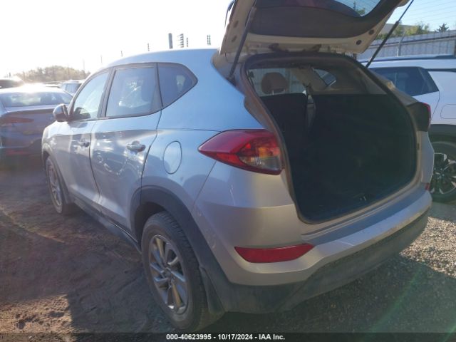 Photo 2 VIN: KM8J23A45JU803717 - HYUNDAI TUCSON 