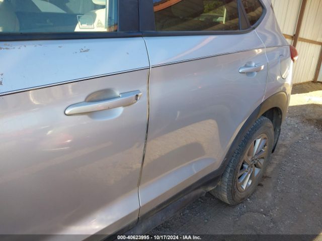 Photo 5 VIN: KM8J23A45JU803717 - HYUNDAI TUCSON 