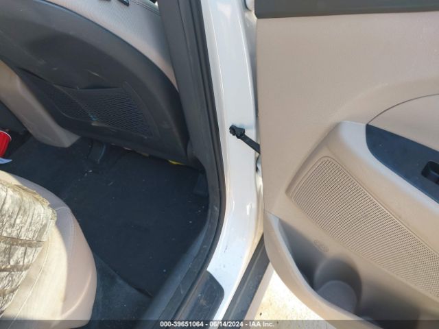 Photo 7 VIN: KM8J23A45KU051549 - HYUNDAI TUCSON 