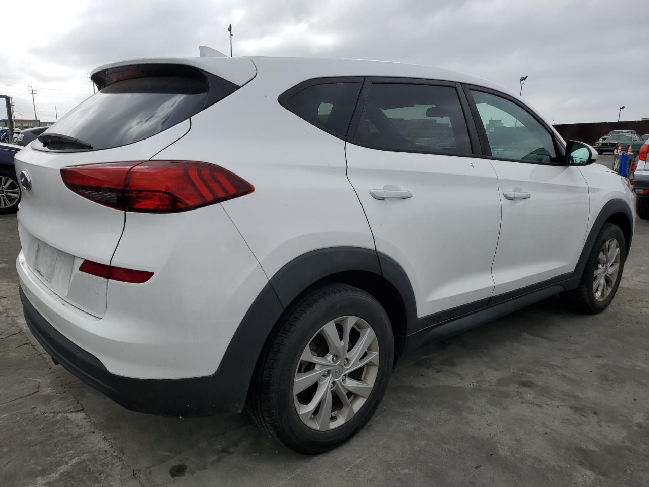 Photo 2 VIN: KM8J23A45KU966434 - HYUNDAI TUCSON 