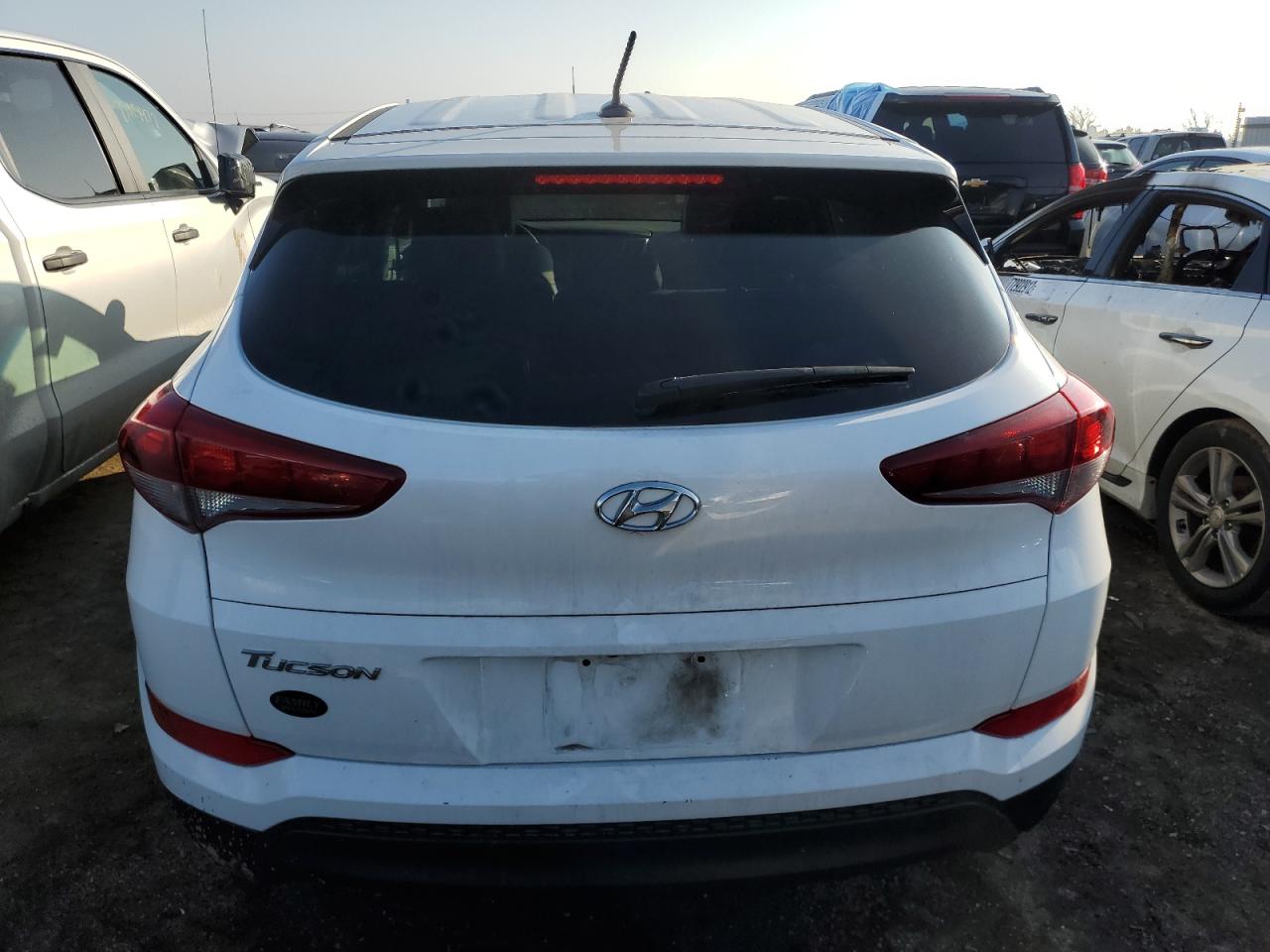 Photo 5 VIN: KM8J23A46GU042236 - HYUNDAI TUCSON 