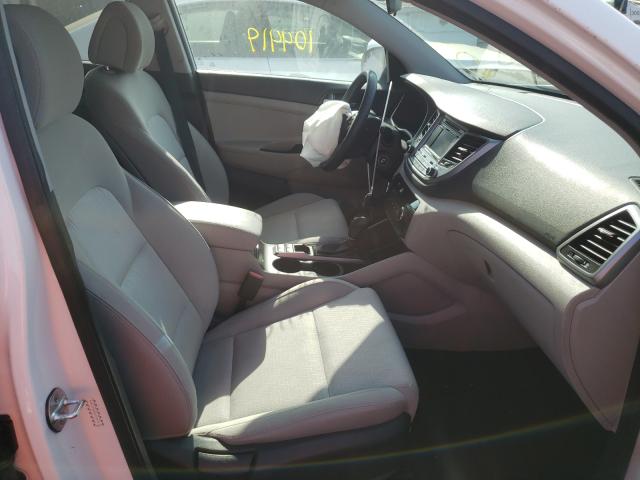 Photo 4 VIN: KM8J23A46GU043452 - HYUNDAI TUCSON SE 