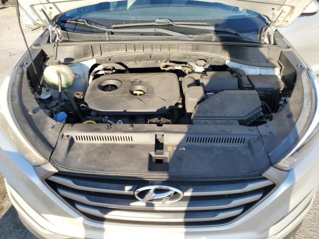 Photo 11 VIN: KM8J23A46GU089413 - HYUNDAI TUCSON SE 