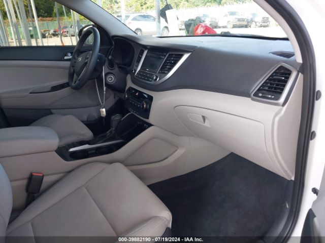 Photo 4 VIN: KM8J23A46HU276894 - HYUNDAI TUCSON 