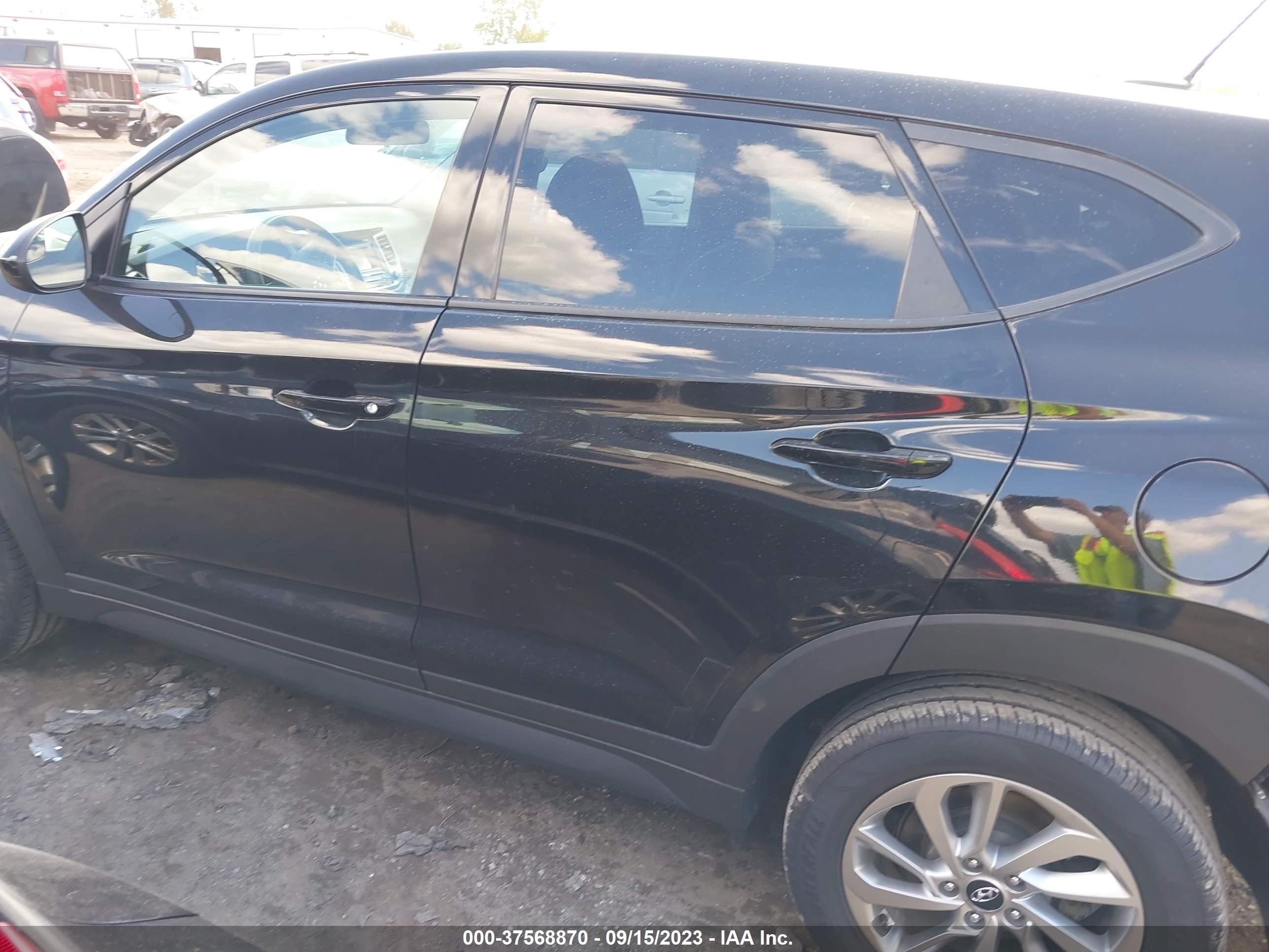 Photo 13 VIN: KM8J23A46HU382553 - HYUNDAI TUCSON 