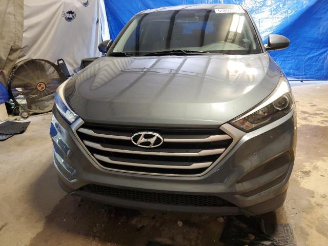 Photo 4 VIN: KM8J23A46HU447451 - HYUNDAI TUCSON SE 