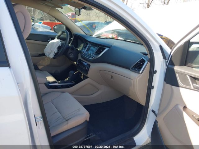 Photo 4 VIN: KM8J23A46HU470292 - HYUNDAI TUCSON 