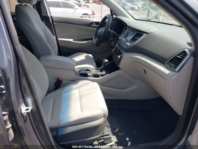 Photo 4 VIN: KM8J23A46HU526330 - HYUNDAI TUCSON 