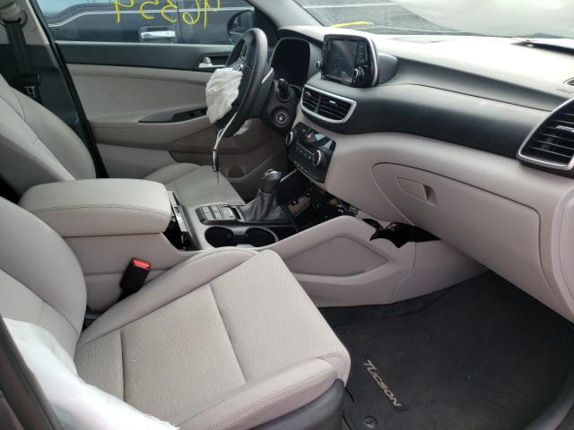 Photo 4 VIN: KM8J23A46KU006247 - HYUNDAI TUCSON SE 