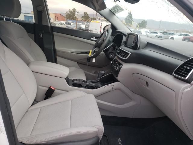 Photo 4 VIN: KM8J23A46KU008693 - HYUNDAI TUCSON SE 