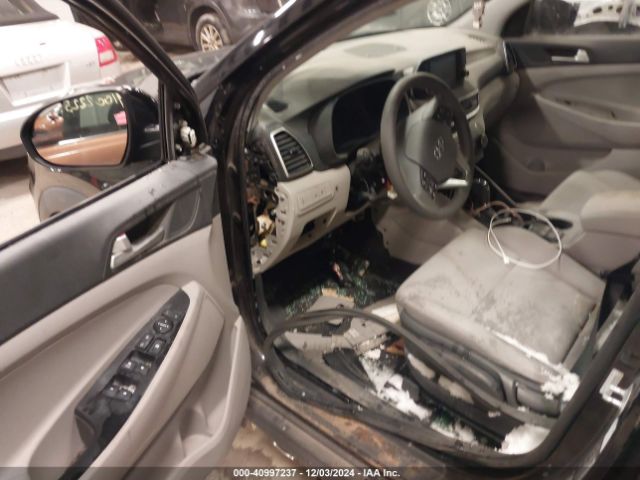 Photo 4 VIN: KM8J23A46KU869940 - HYUNDAI TUCSON 