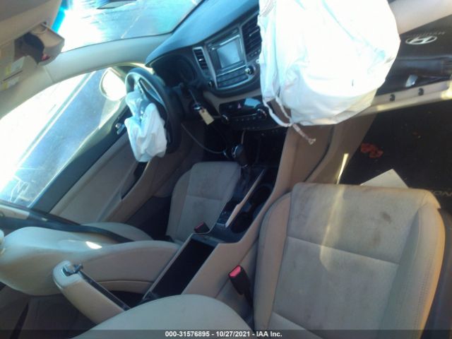 Photo 4 VIN: KM8J23A47GU225290 - HYUNDAI TUCSON 