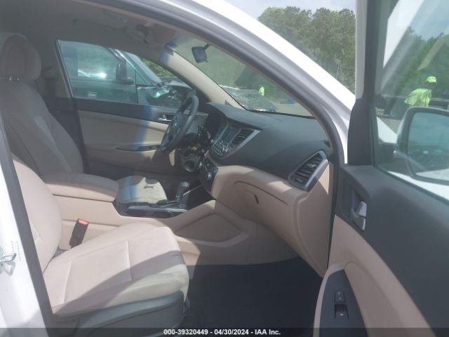 Photo 4 VIN: KM8J23A47HU343339 - HYUNDAI TUCSON 