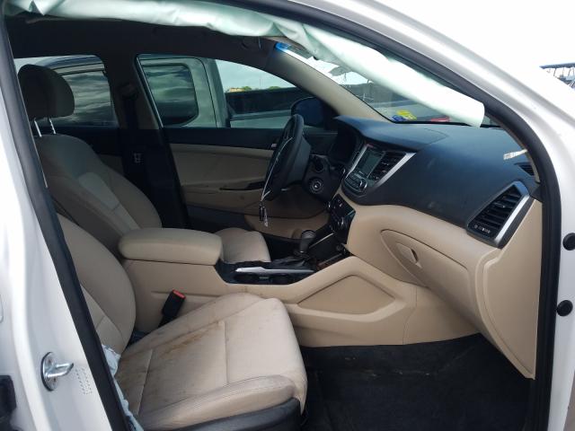 Photo 4 VIN: KM8J23A47HU434904 - HYUNDAI TUCSON SE 