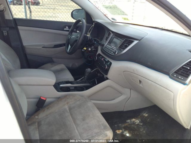 Photo 4 VIN: KM8J23A47JU702176 - HYUNDAI TUCSON 