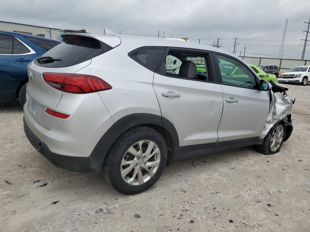 Photo 2 VIN: KM8J23A47KU886987 - HYUNDAI TUCSON 