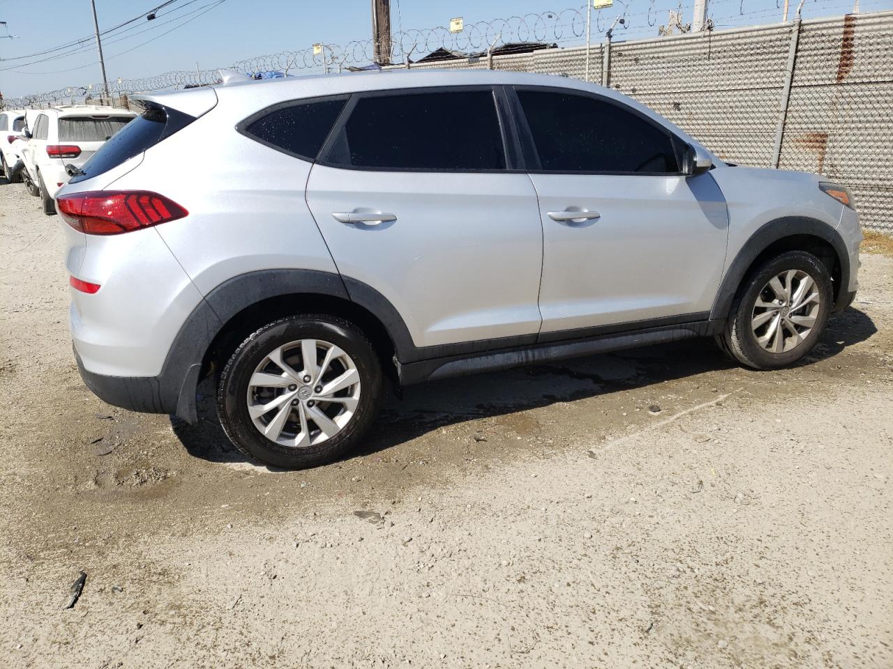 Photo 2 VIN: KM8J23A47KU896564 - HYUNDAI TUCSON 