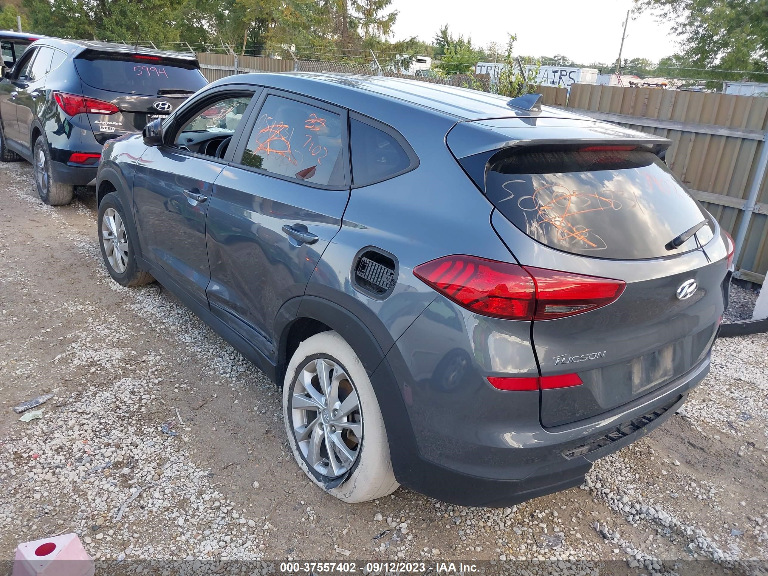 Photo 2 VIN: KM8J23A47KU934780 - HYUNDAI TUCSON 