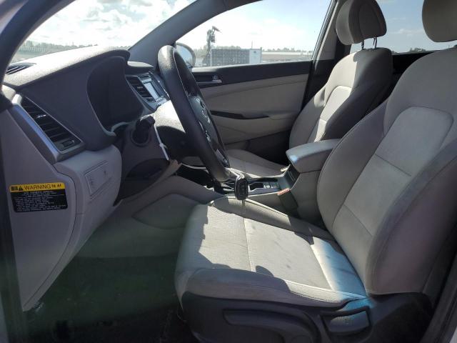 Photo 6 VIN: KM8J23A48GU059264 - HYUNDAI TUCSON SE 