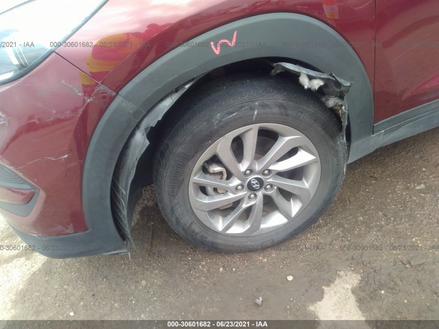 Photo 5 VIN: KM8J23A48HU485246 - HYUNDAI TUCSON 