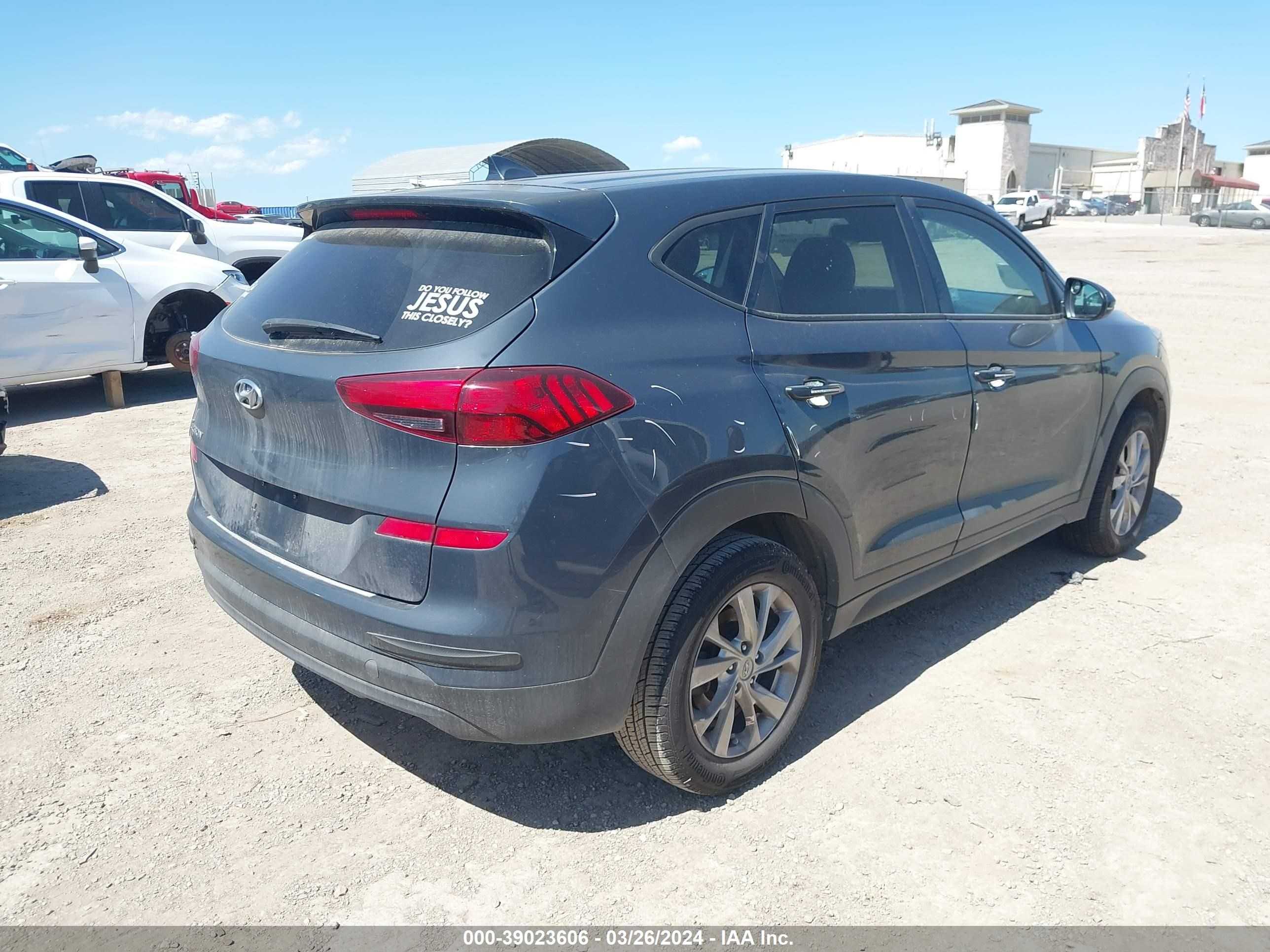 Photo 3 VIN: KM8J23A48KU923335 - HYUNDAI TUCSON 