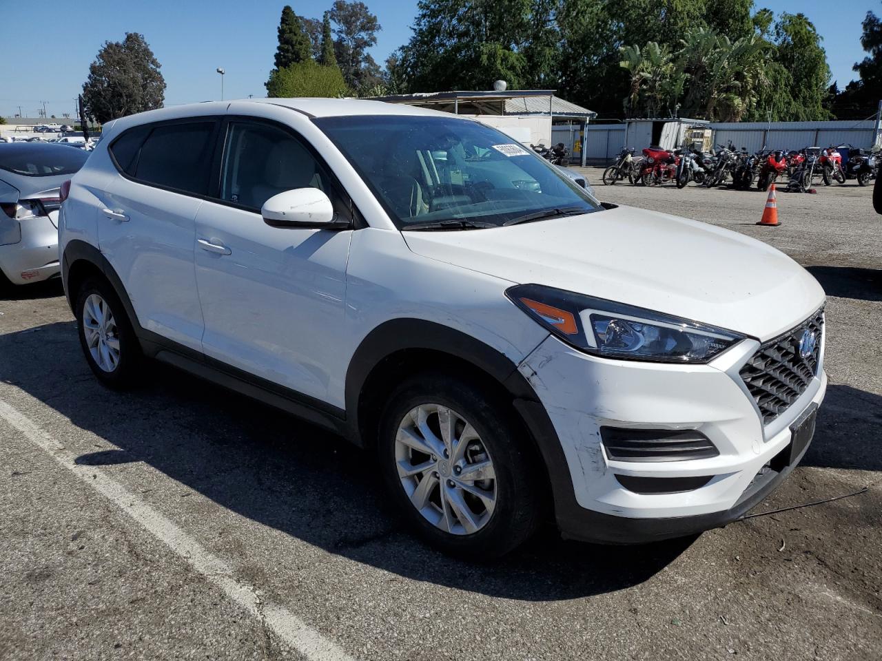 Photo 3 VIN: KM8J23A48LU211103 - HYUNDAI TUCSON 