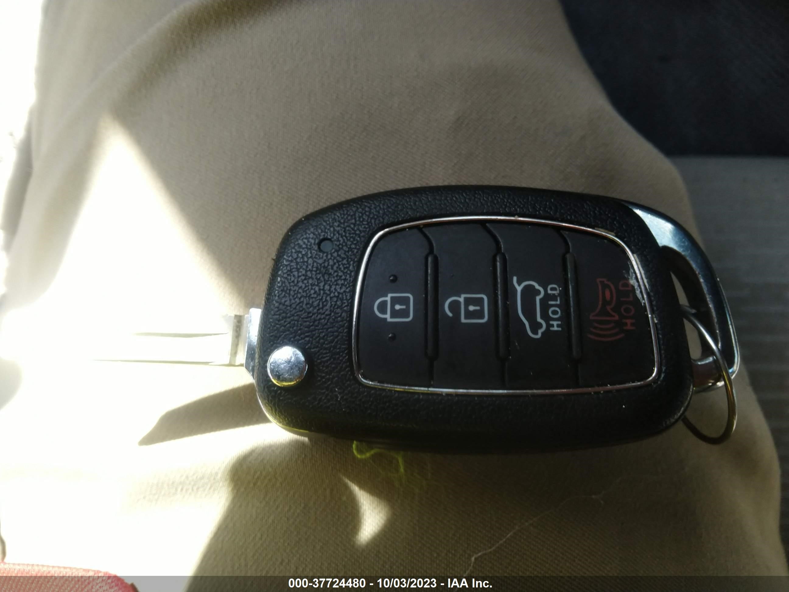 Photo 10 VIN: KM8J23A48MU309775 - HYUNDAI TUCSON 