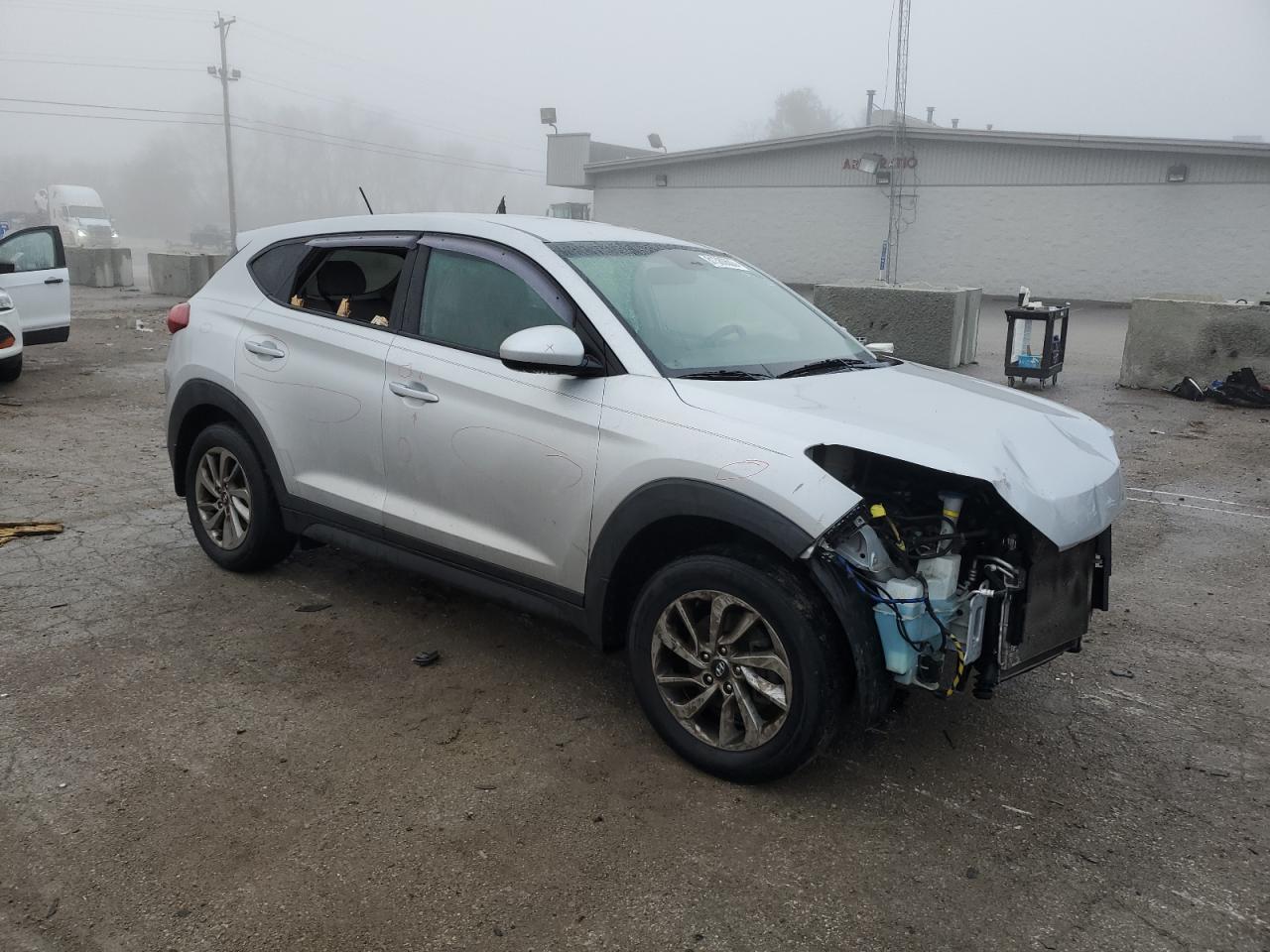 Photo 3 VIN: KM8J23A49GU114711 - HYUNDAI TUCSON 