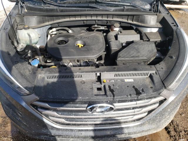 Photo 6 VIN: KM8J23A49GU155310 - HYUNDAI TUCSON SE 