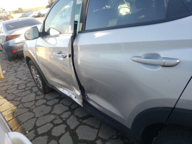 Photo 8 VIN: KM8J23A49HU333072 - HYUNDAI TUCSON SE 