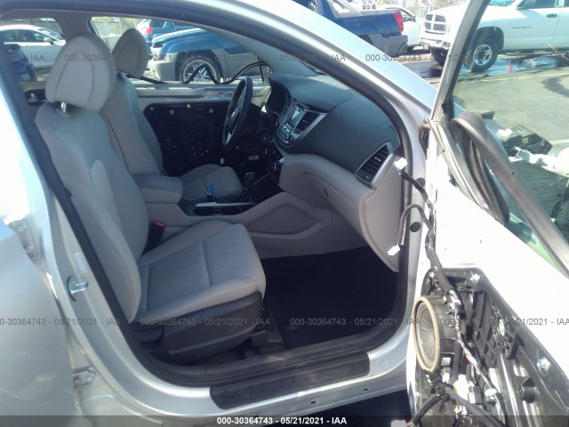 Photo 4 VIN: KM8J23A49HU439859 - HYUNDAI TUCSON 