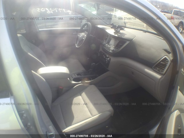 Photo 4 VIN: KM8J23A49HU543509 - HYUNDAI TUCSON 