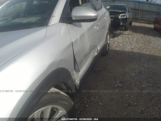 Photo 5 VIN: KM8J23A49HU543509 - HYUNDAI TUCSON 