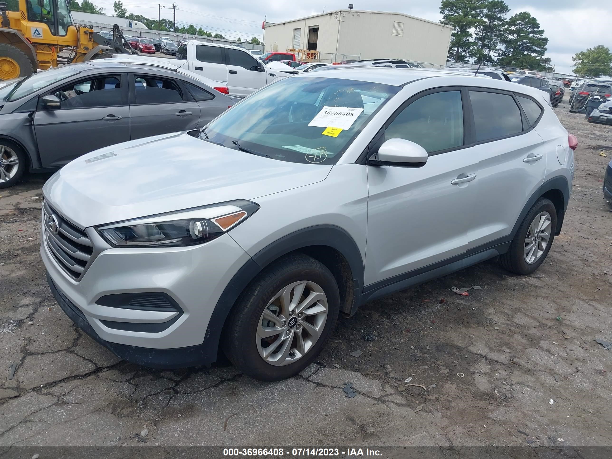 Photo 1 VIN: KM8J23A49HU563632 - HYUNDAI TUCSON 