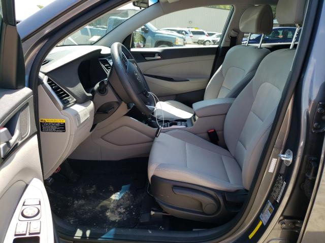 Photo 6 VIN: KM8J23A49JU610907 - HYUNDAI TUCSON SE 