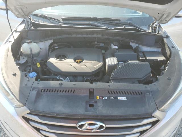 Photo 11 VIN: KM8J23A49JU786565 - HYUNDAI TUCSON SE 